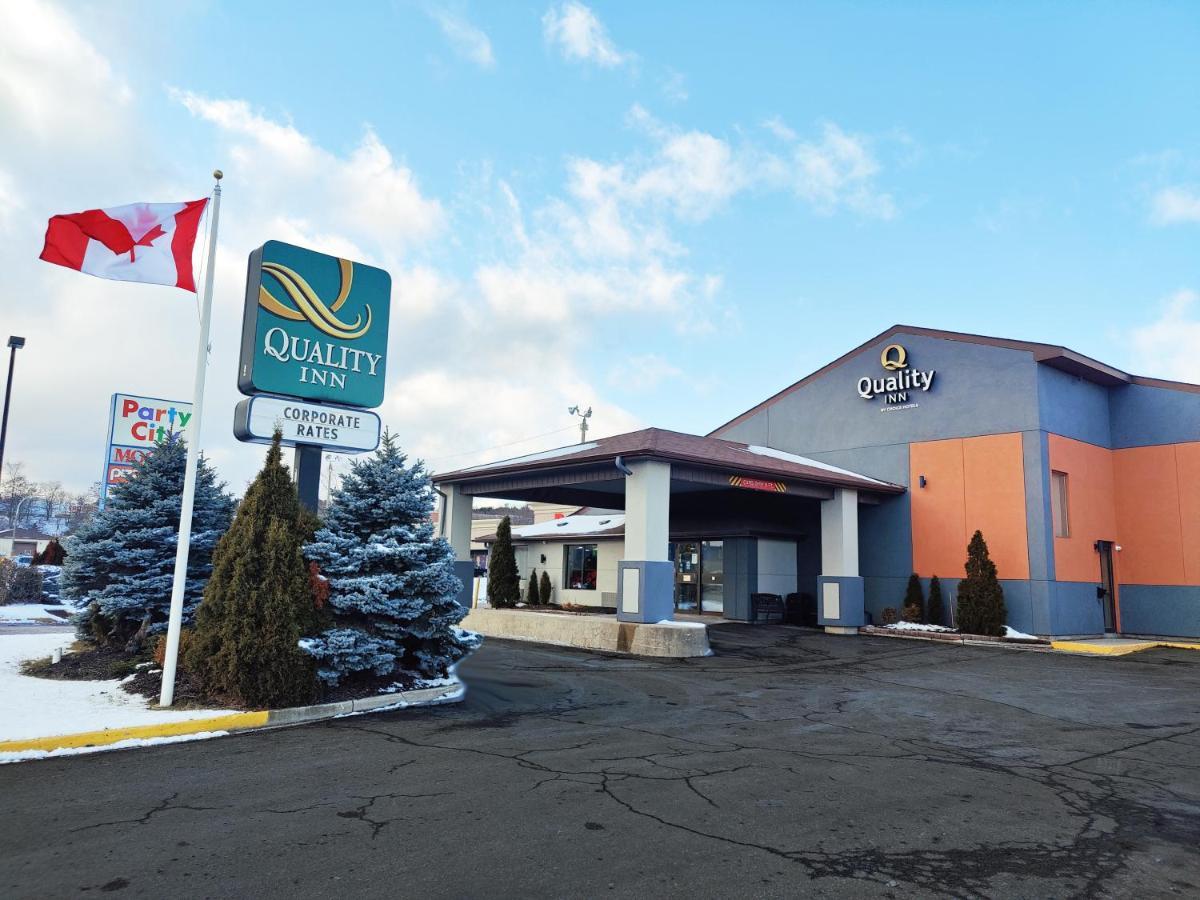 Quality Inn Питерборо Экстерьер фото