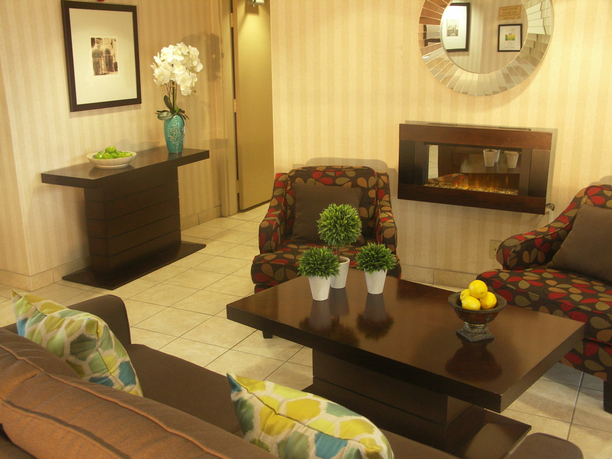 Quality Inn Питерборо Экстерьер фото